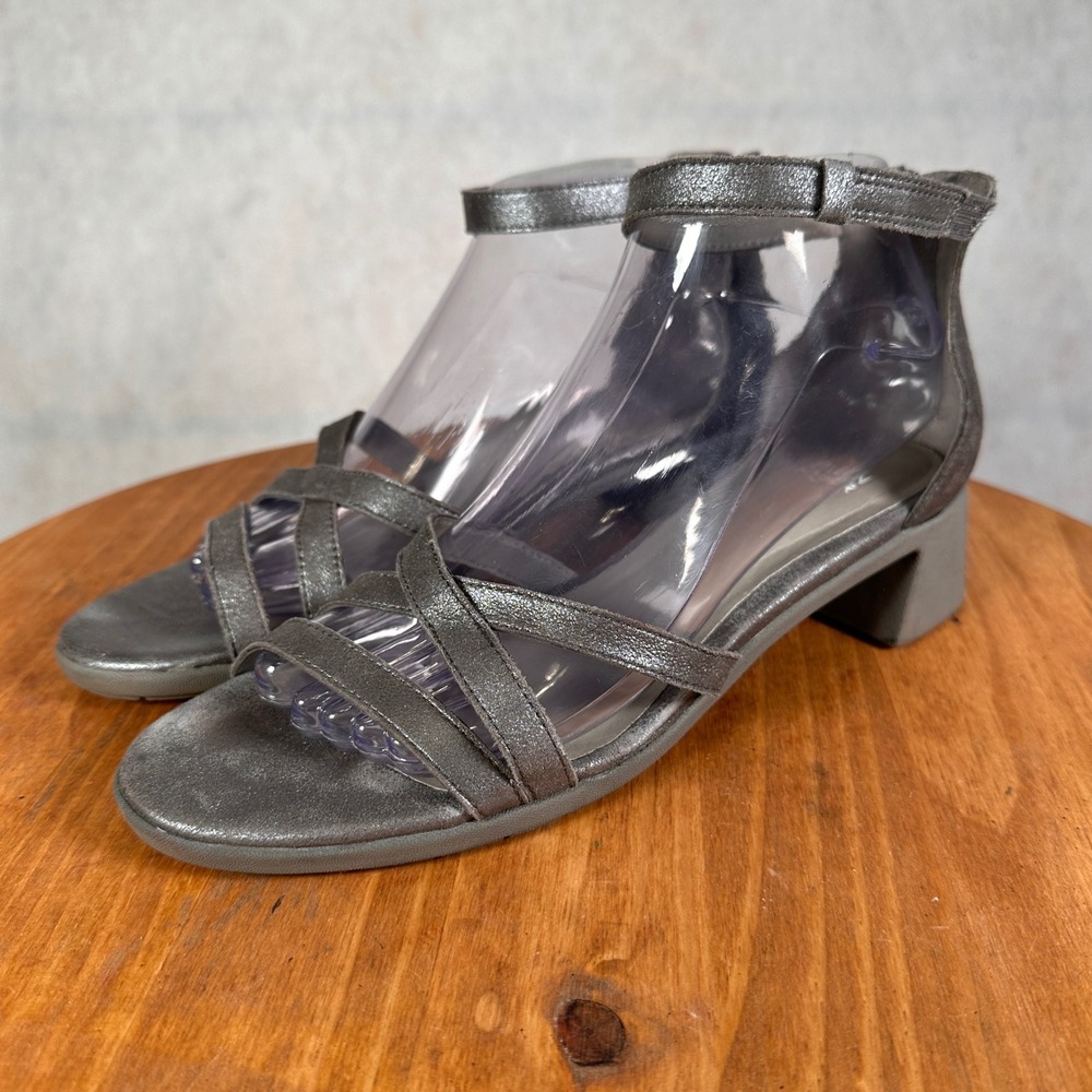 Eileen Fisher Sandals Womens 9.5 Pewter Excellent Metallic Strappy Block Heel